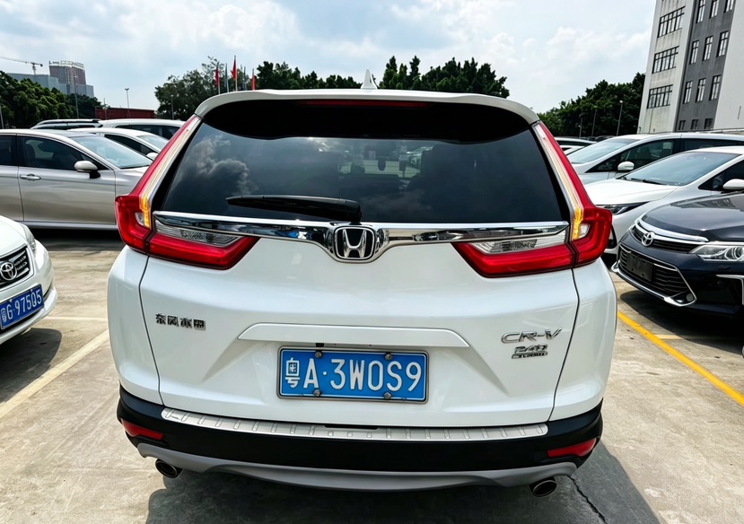 Honda CR-V 2018 #9 Honda CR-V 2018 car image #9