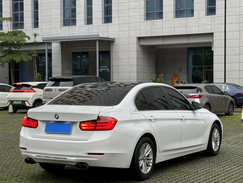 BMW 3 Series 2015 car image #4