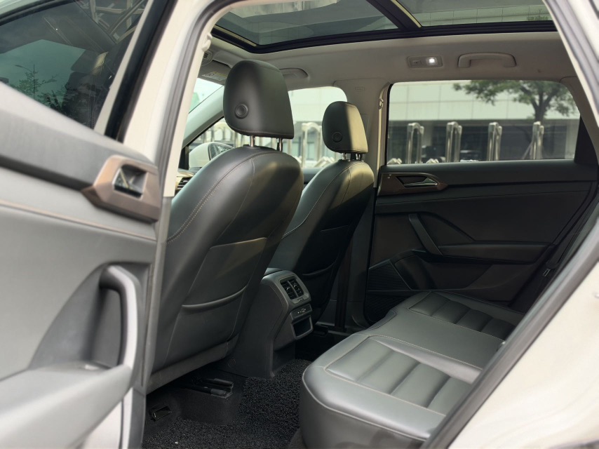 Volkswagen Tharu 2021 #7 Volkswagen Tharu 2021 car image #7
