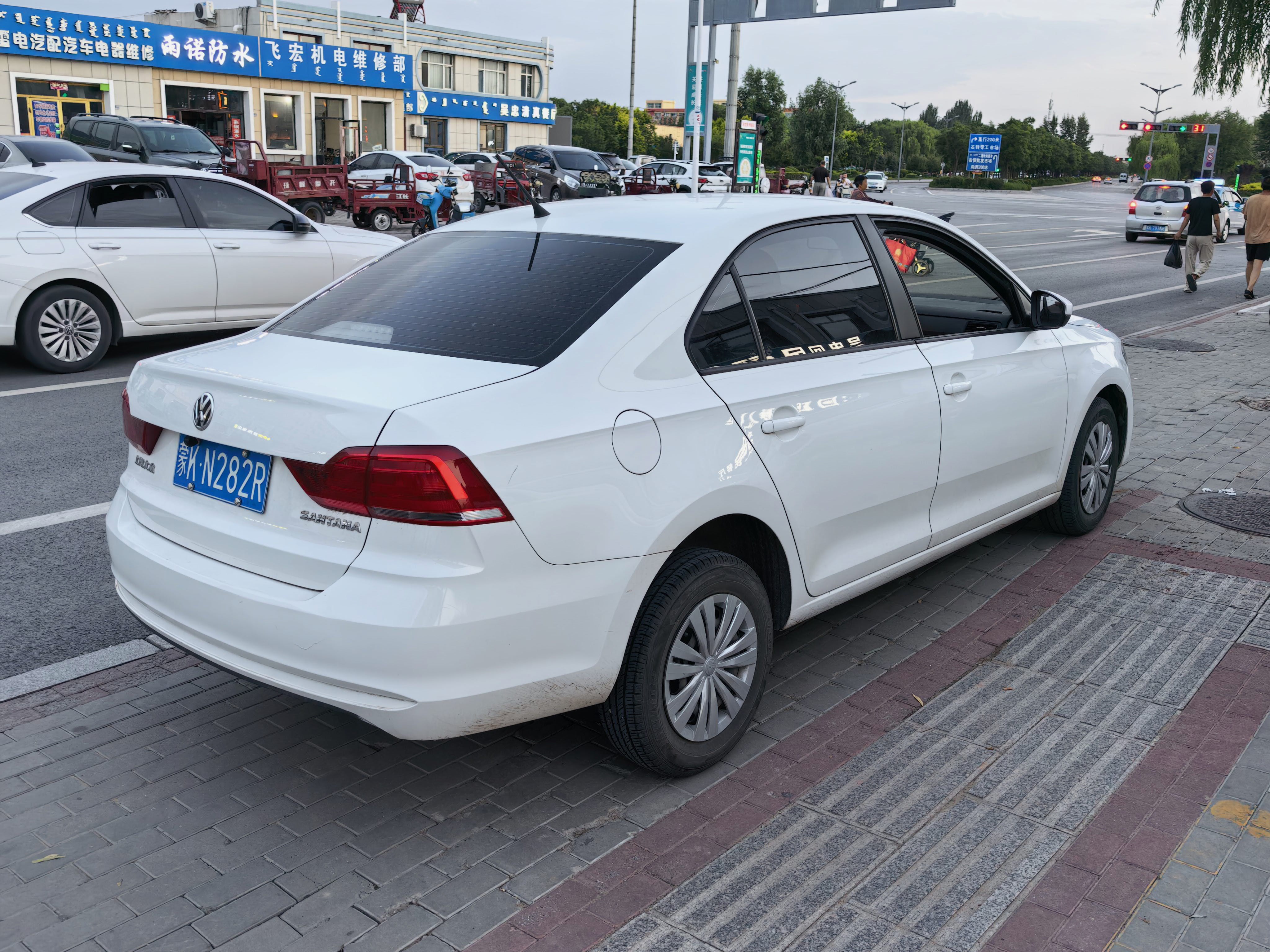 Volkswagen Santana 2021 car image #3