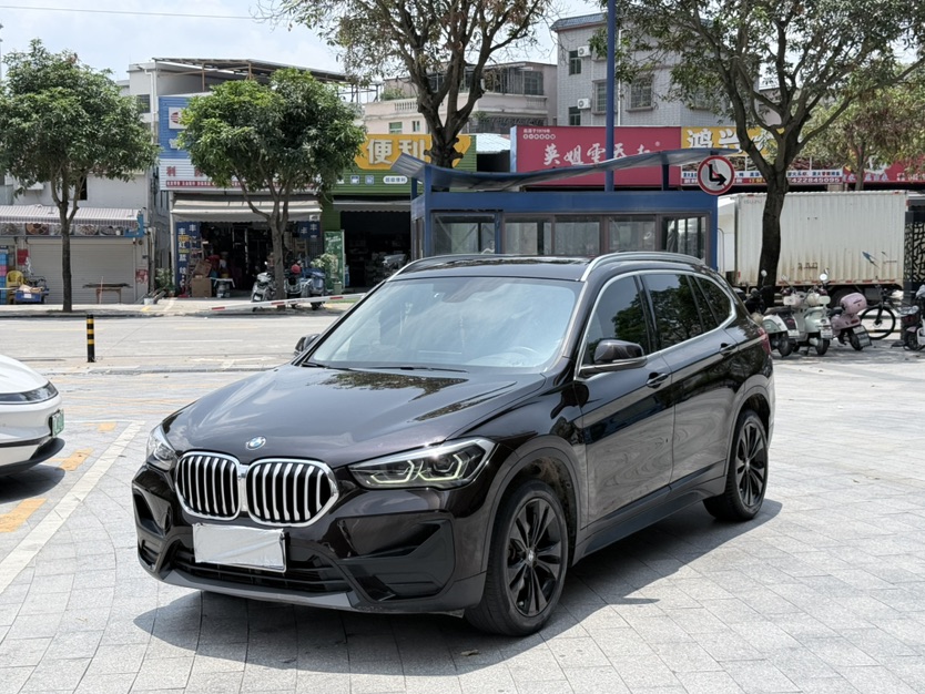 BMW X1 2021 car image 