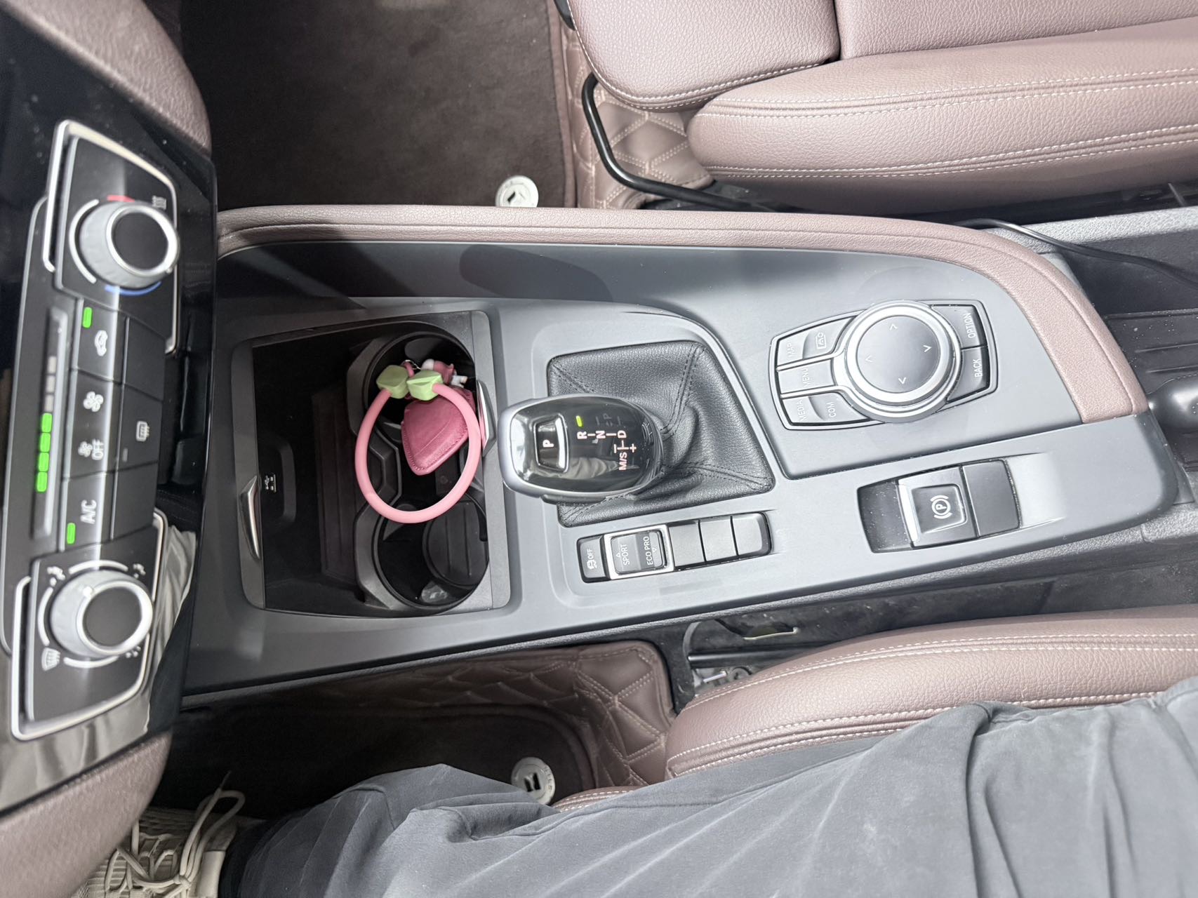 BMW X1 2022 car image #13