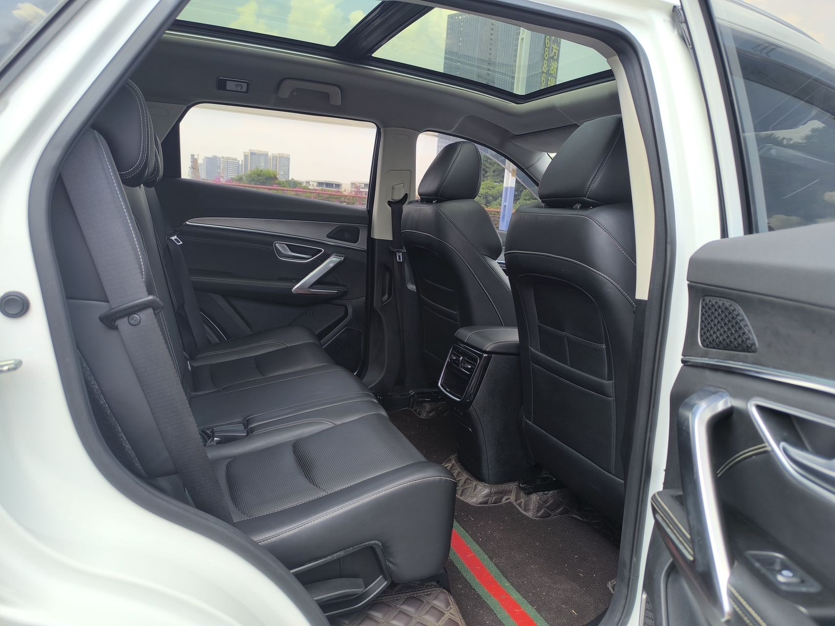Jetour X70 PLUS 2021 car image #15