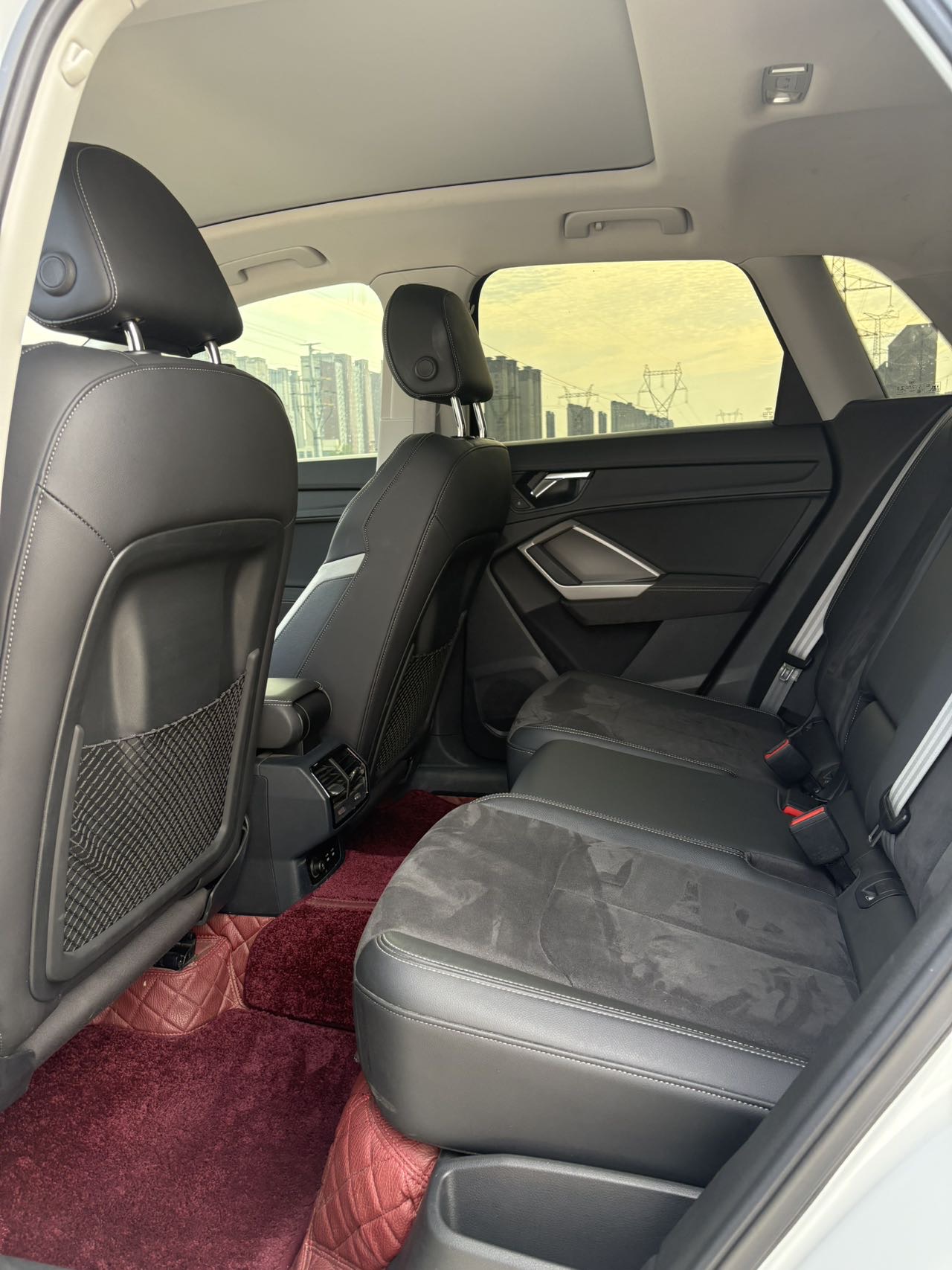 Audi Q3 2022 car image #6