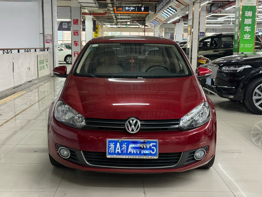 Volkswagen Golf 2013 car image #9