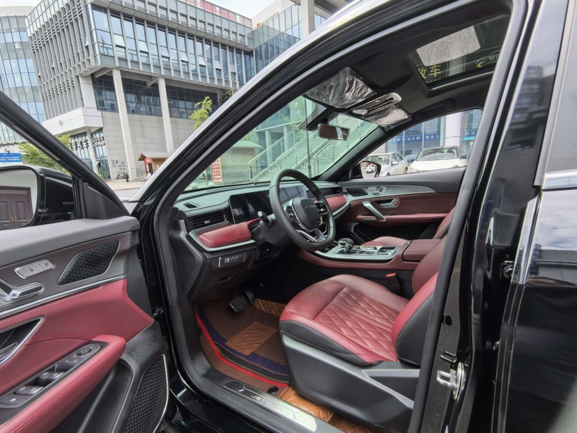 Jetour X70 PLUS 2025 car image #9