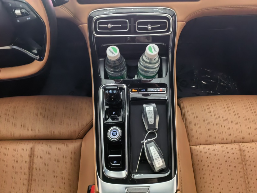 GEELY Boyue L 2025 #6 GEELY Boyue L 2025 car image #6