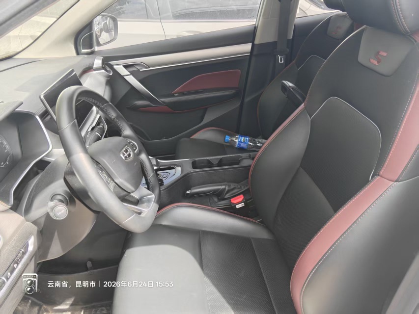 GEELY Coolray 2022 car image #3