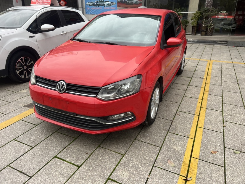 Volkswagen Polo 2014 Volkswagen Polo 2014 car image