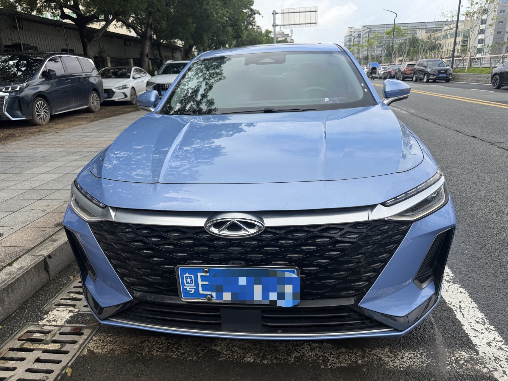 Chery Arrizo 8 2022 imagen de coche #2