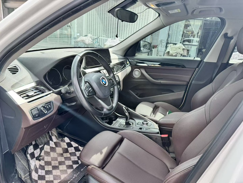 BMW X1 2021 car image #4