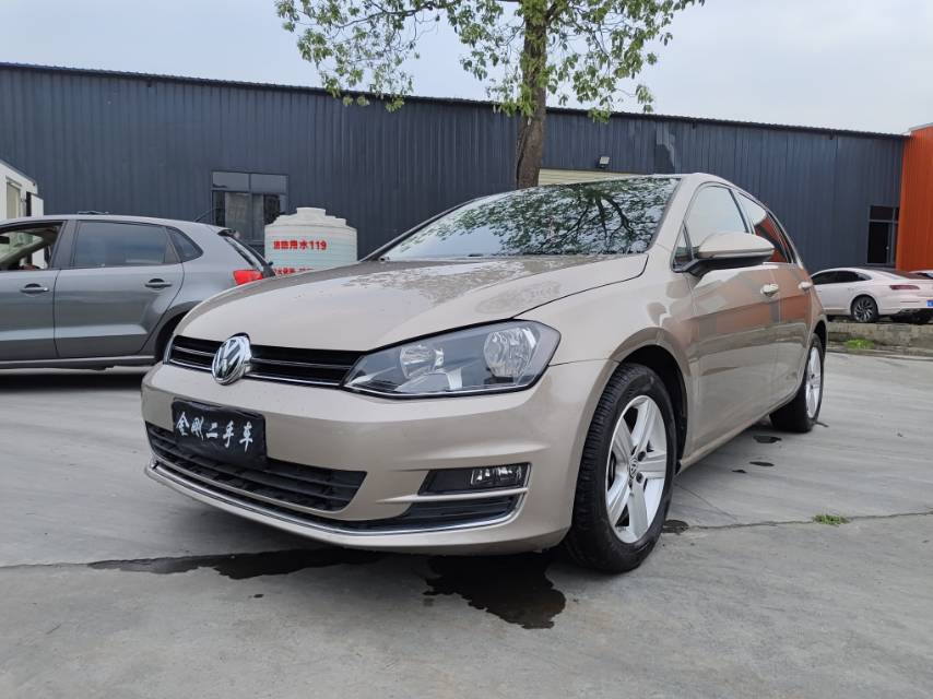 Volkswagen Golf 2015 car image 