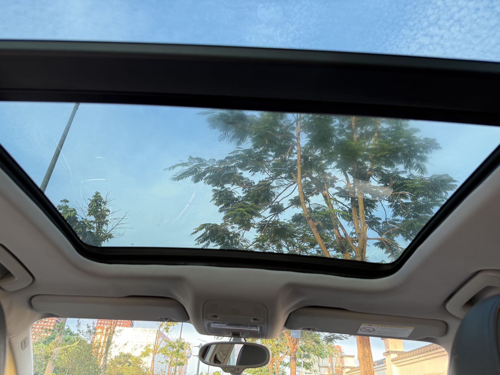 Audi Q3 2014 car image #8