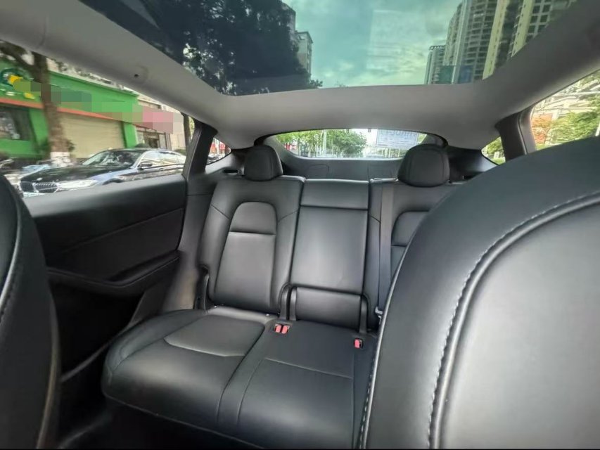 Tesla Model Y 2022 #4 Tesla Model Y 2022 car image #4
