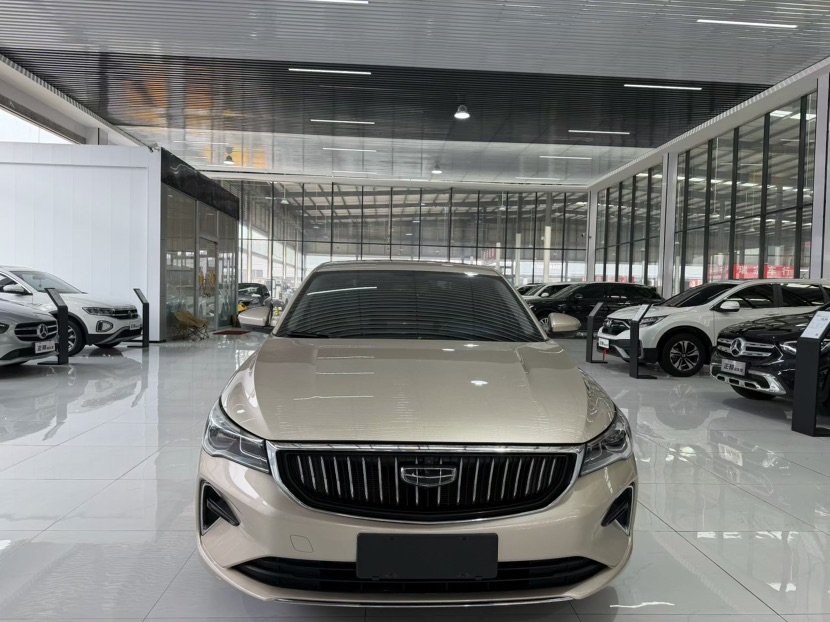 GEELY Emgrand 2022 car image #2