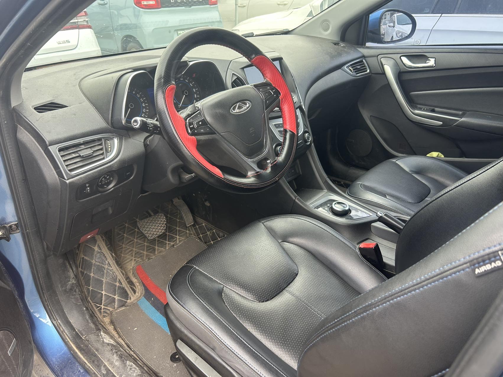 2018 car image #4