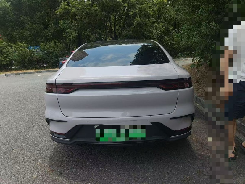 BYD Han 2022 car image #3