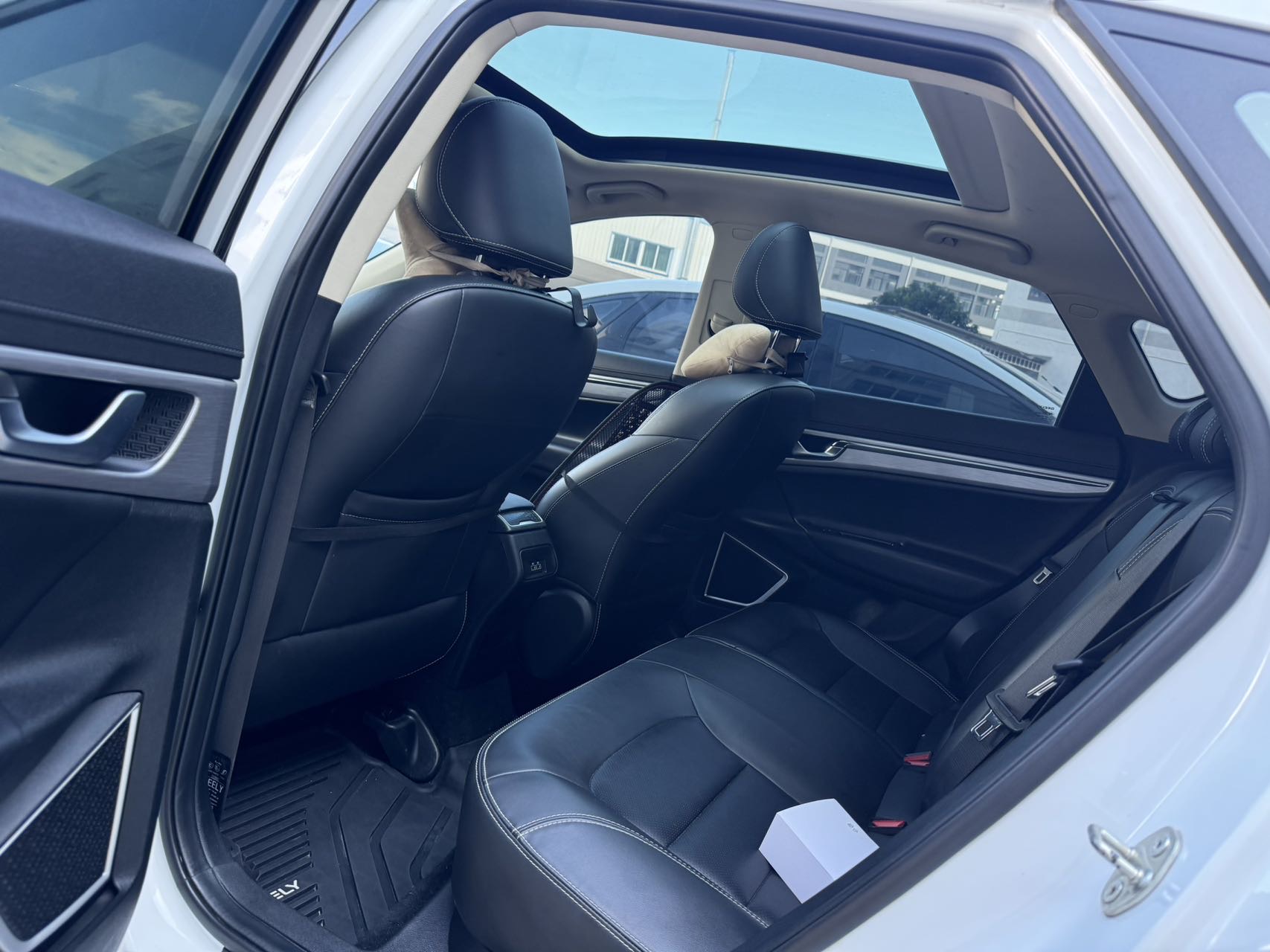 GEELY Emgrand GS 2019 car image #2