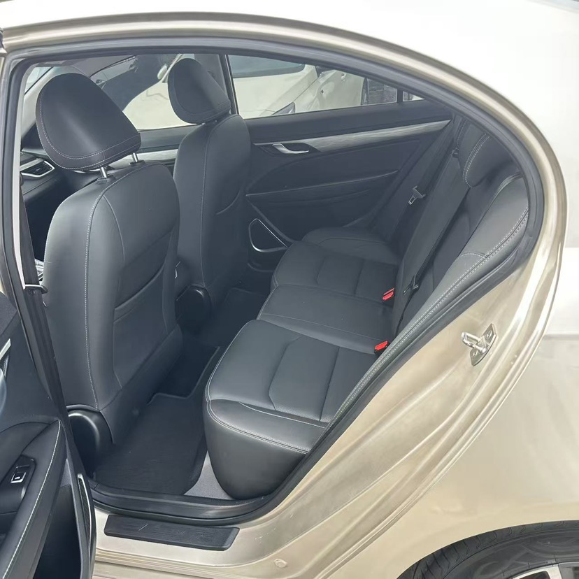 GEELY Emgrand 2020 car image #5