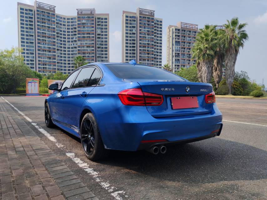 BMW 3 Series 2018 #7 BMW 3 Series 2018 car image #7