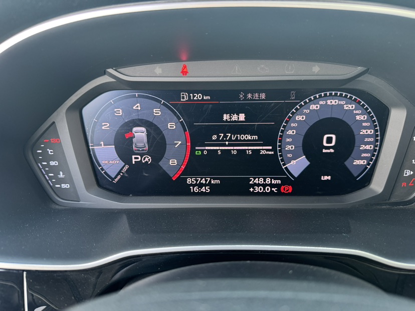 Audi Q3 2019 #10 Audi Q3 2019 car image #10