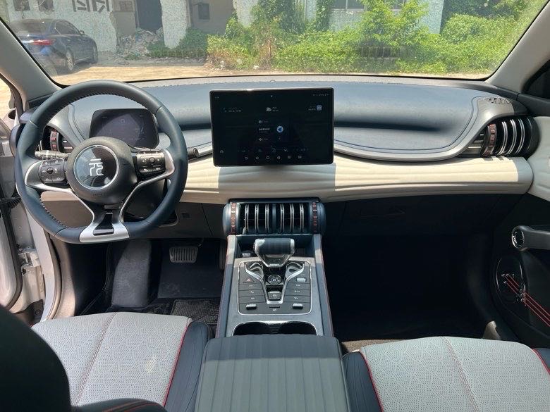 BYD Yuan Plus 2023 #6 BYD Yuan Plus 2023 car image #6