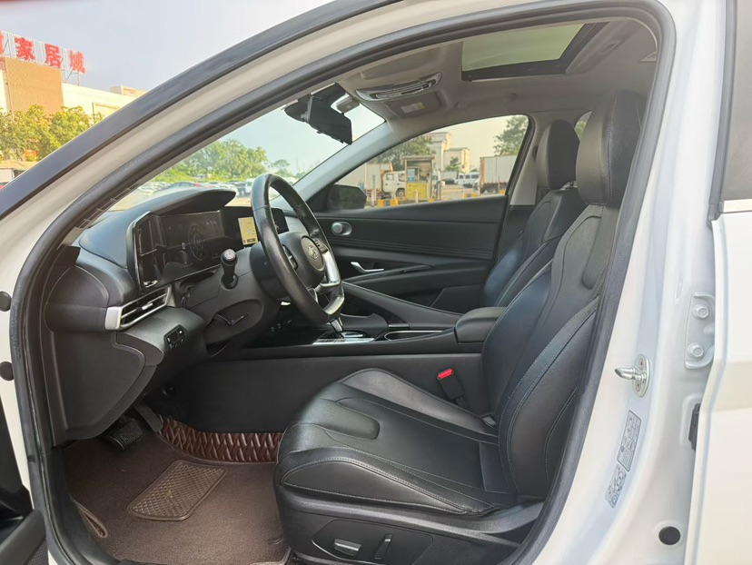 Hyundai Elantra 2021 car image #6