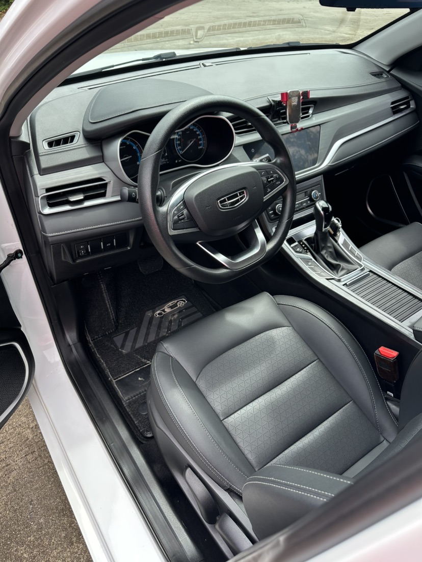 GEELY Emgrand 2021 #6 GEELY Emgrand 2021 car image #6