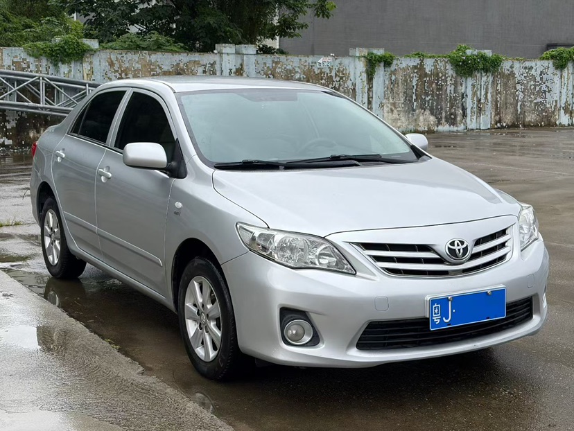 Toyota Corolla 2011 #3 Toyota Corolla 2011 car image #3