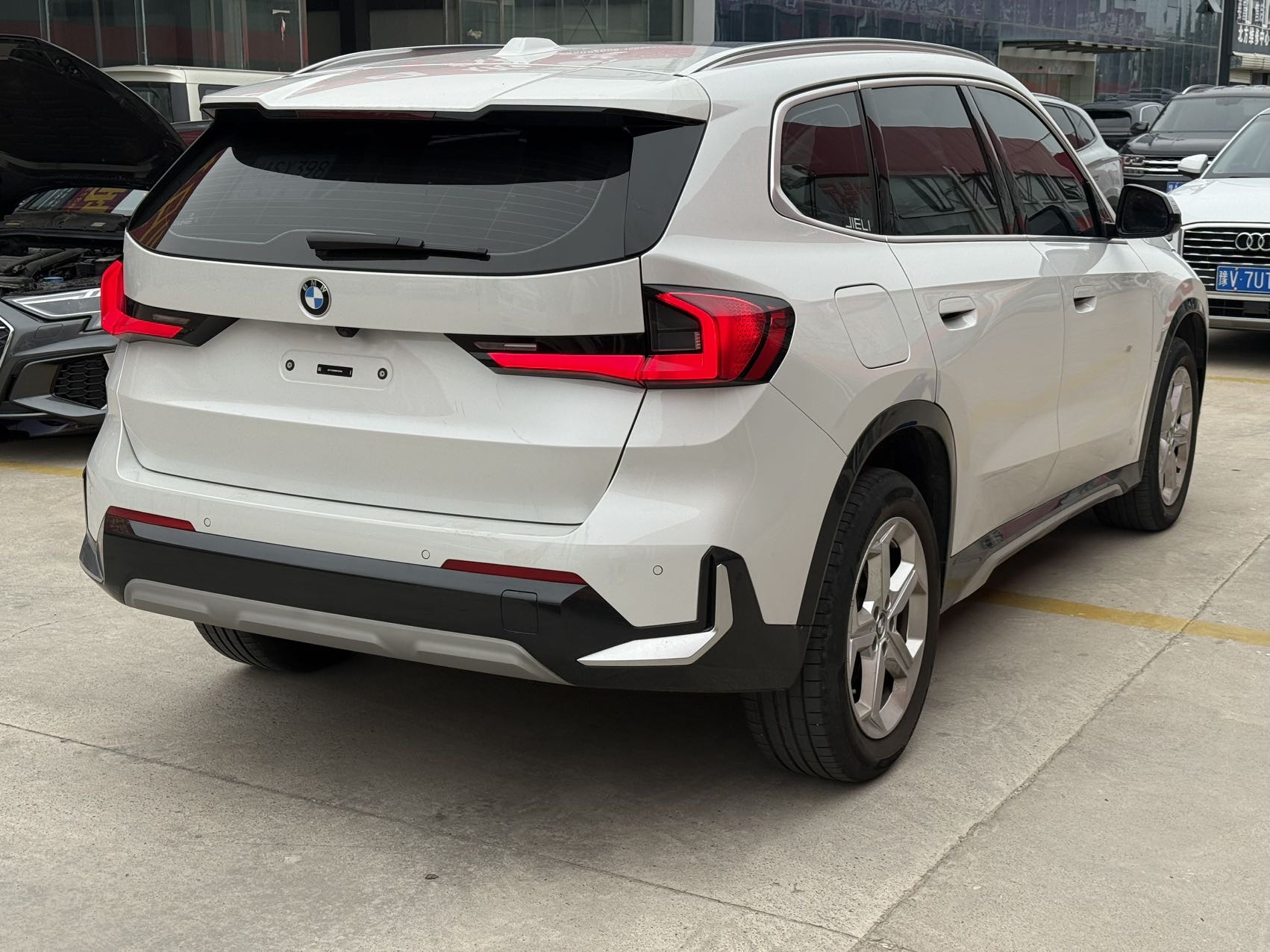 BMW X1 2023 car image #4