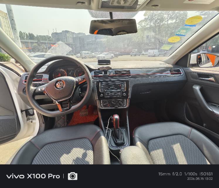 Volkswagen Santana 2017 car image #5