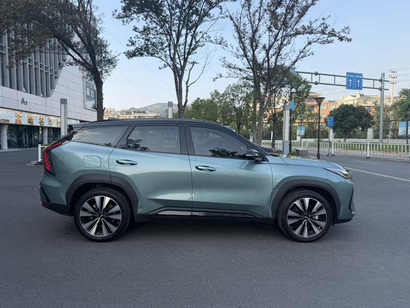 GEELY Boyue L 2025 immagine di auto #4