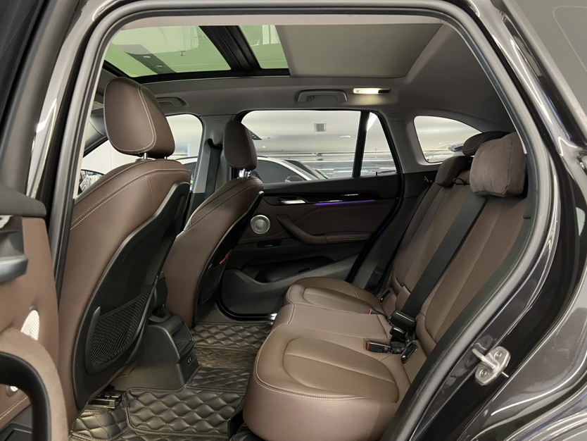 BMW X1 2020 car image #8