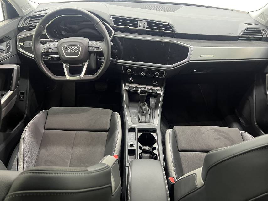 Audi Q3 2022 #14 Audi Q3 2022 car image #14