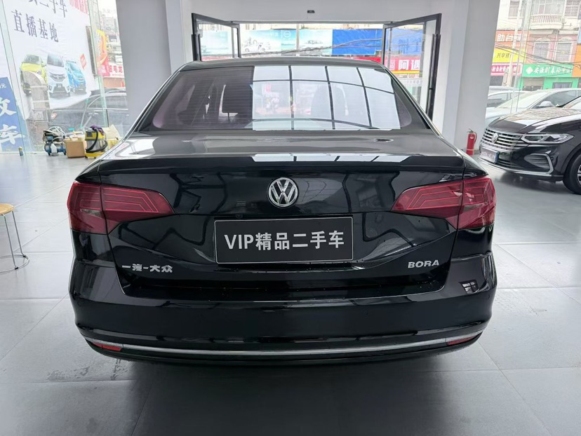 Volkswagen Bora 2017 #3 Volkswagen Bora 2017 car image #3