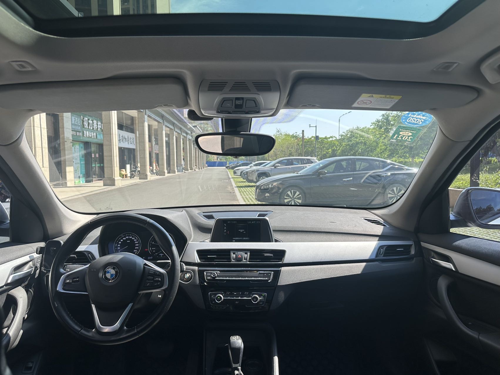BMW X1 2019 #6 BMW X1 2019 car image #6