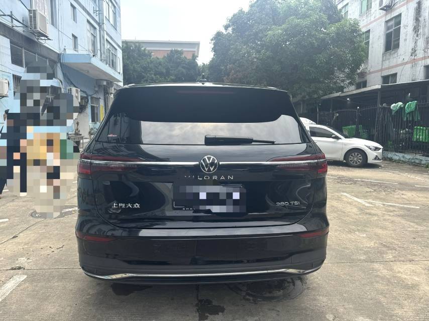 Volkswagen Polo 2015 car image #3