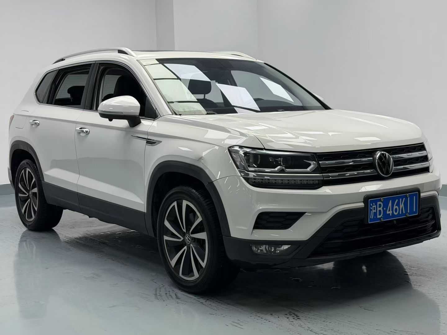 Volkswagen Tharu 2021 car image #3