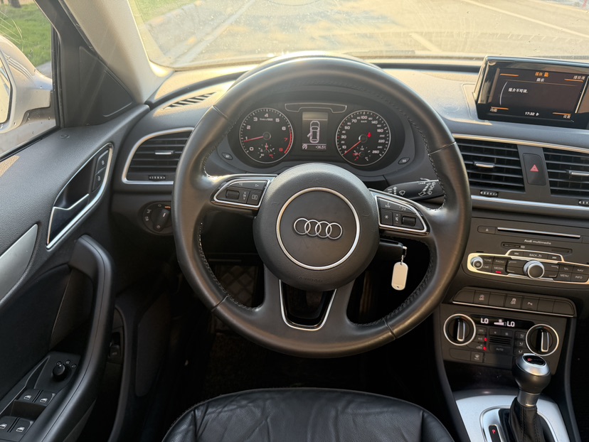 Audi Q3 2018 #8 Audi Q3 2018 car image #8