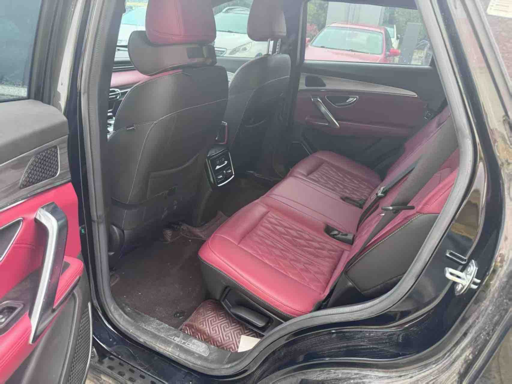 Jetour X70 PLUS 2023 car image #5