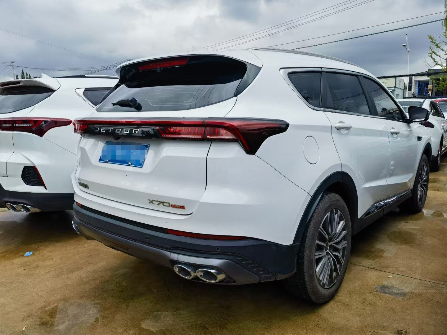 Jetour X70 PLUS 2024 car image #3