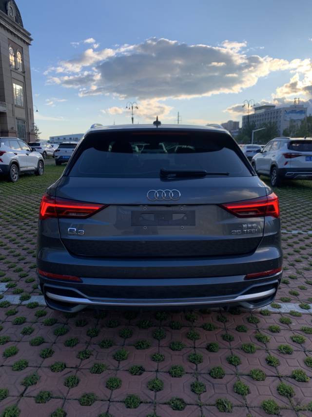 Audi Q3 2022 #5 Audi Q3 2022 car image #5