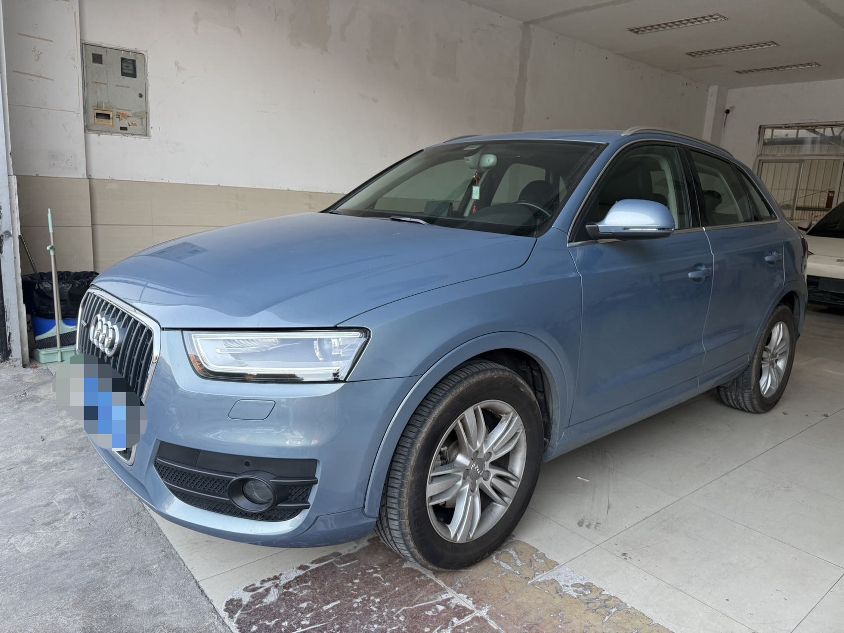 Audi Q3 2015 car image 