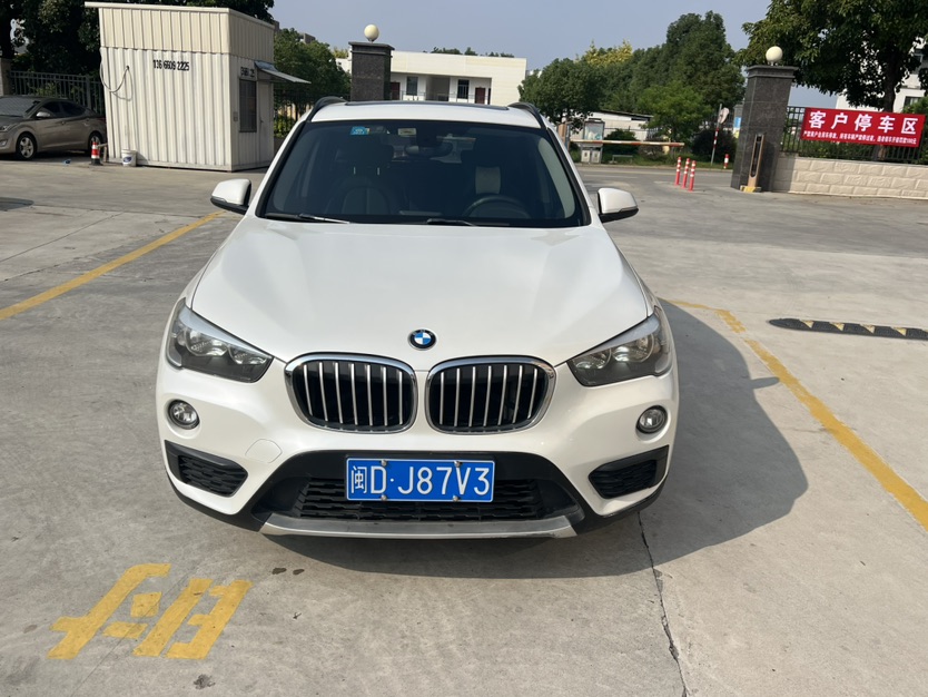 BMW X1 2018 car image #2