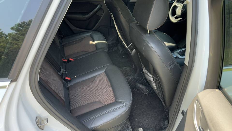Audi Q3 2019 #9 Audi Q3 2019 car image #9