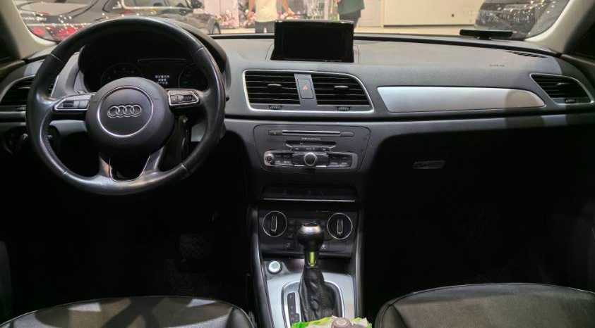 Audi Q3 2017 #6 Audi Q3 2017 car image #6