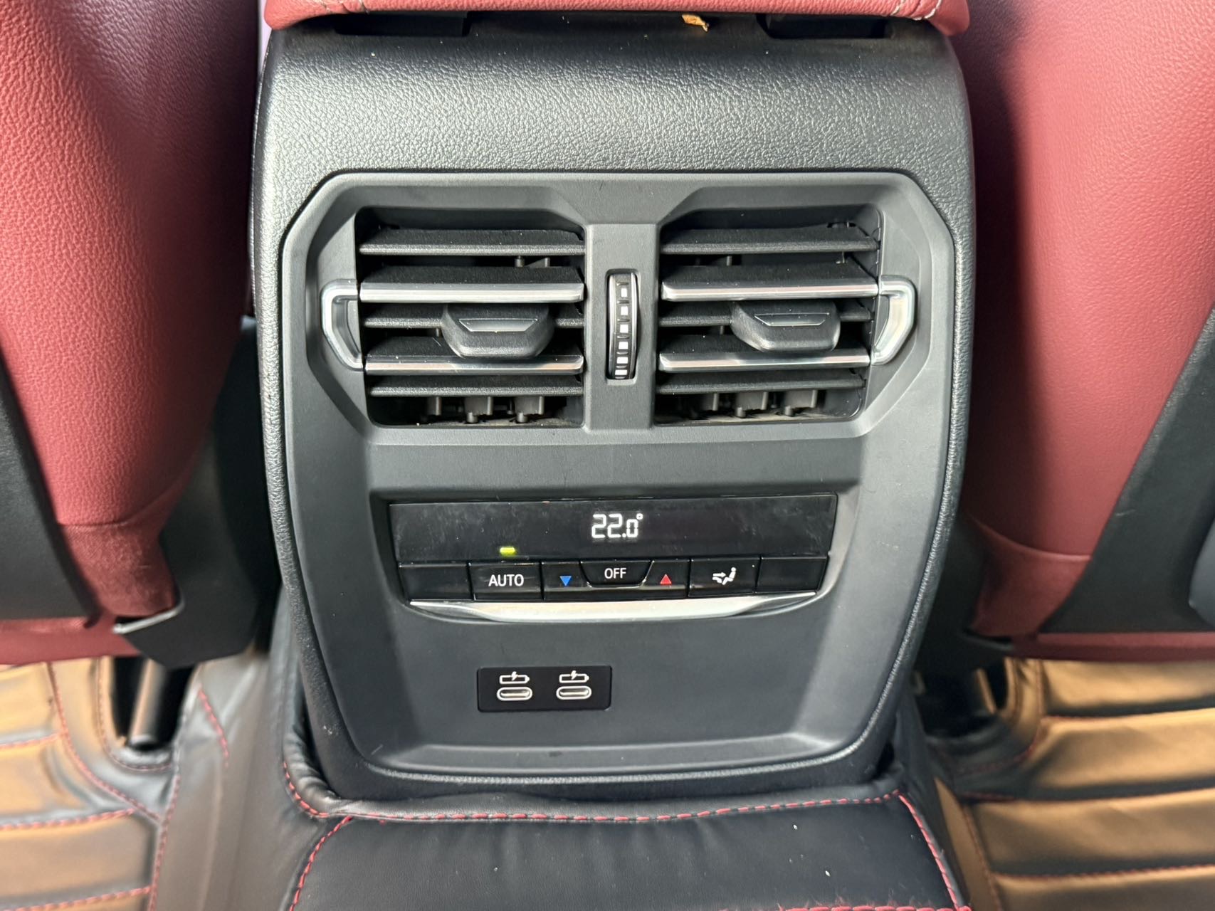 BMW 3 Series 2022 car image #8