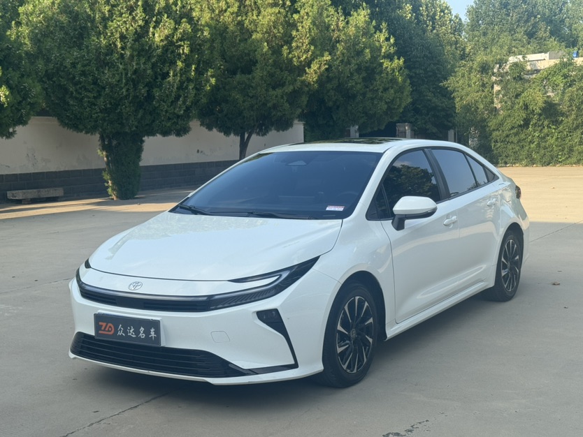 2026 immagine di auto 