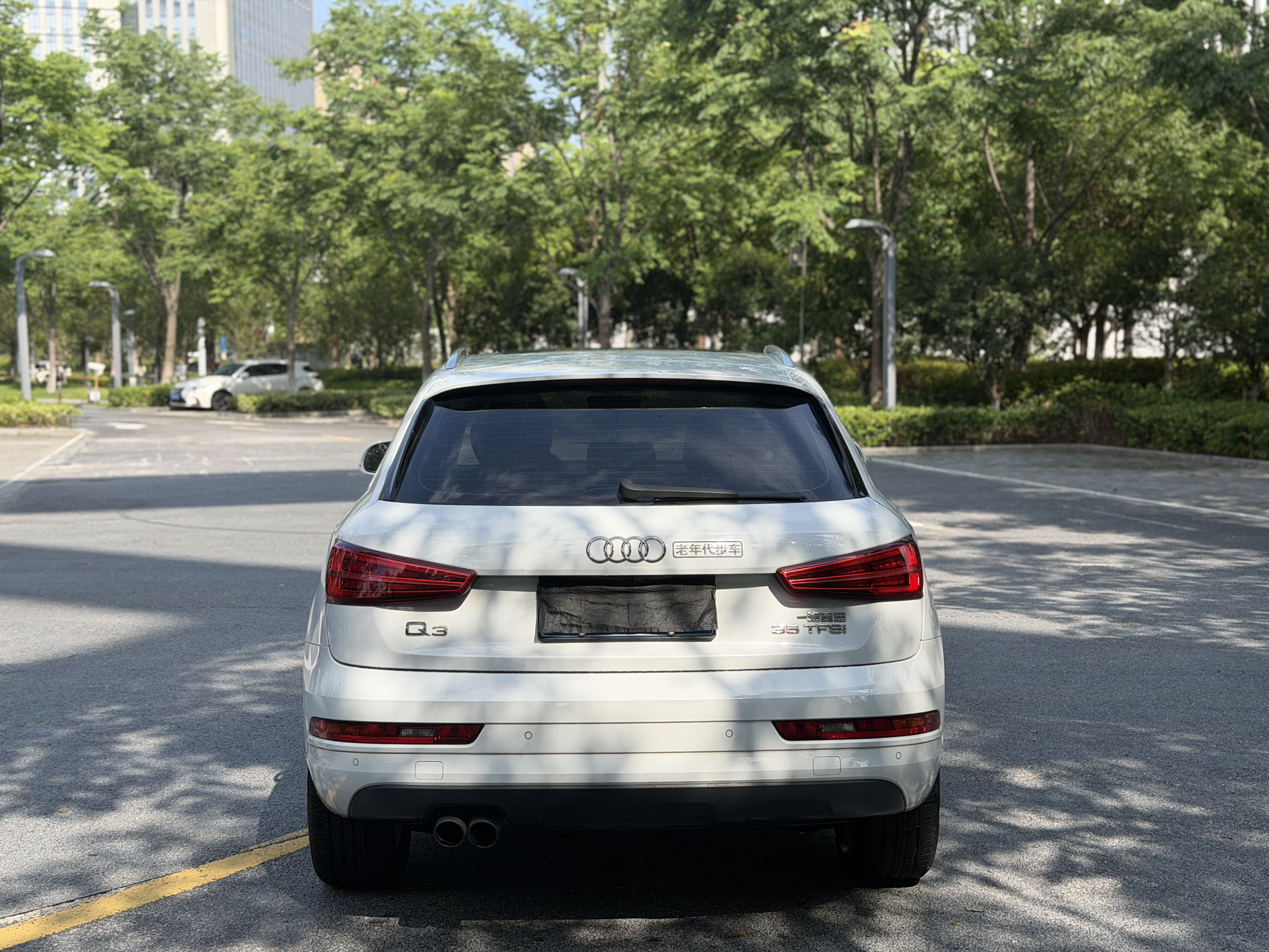 Audi Q3 2018 #11 Audi Q3 2018 car image #11