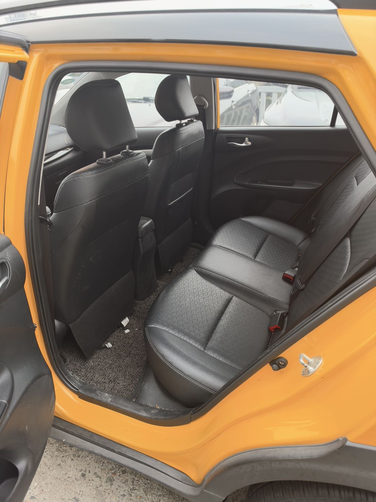Kia KX1 2018 car image #4